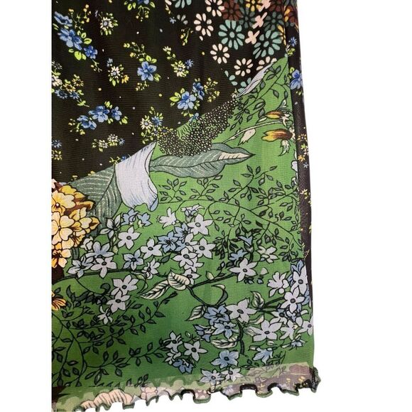 Urban Outfitters Floral Patterned Patchwork Stretchy Mini Skirt - Picture 2 of 6